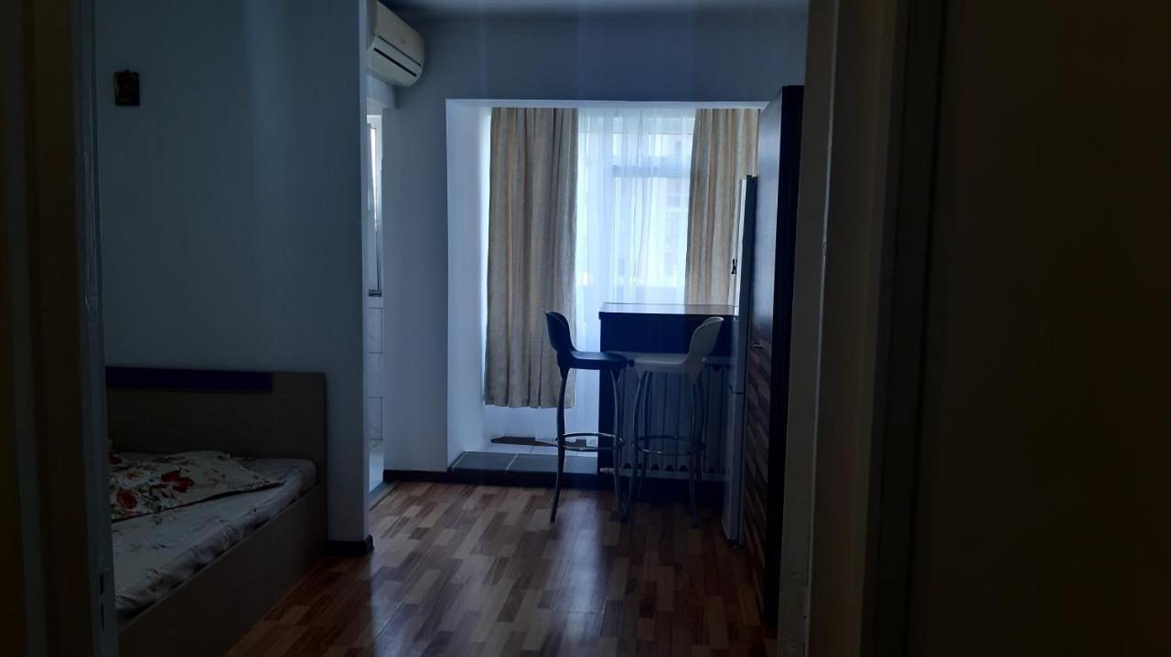 Studio City View Bucarest Extérieur photo